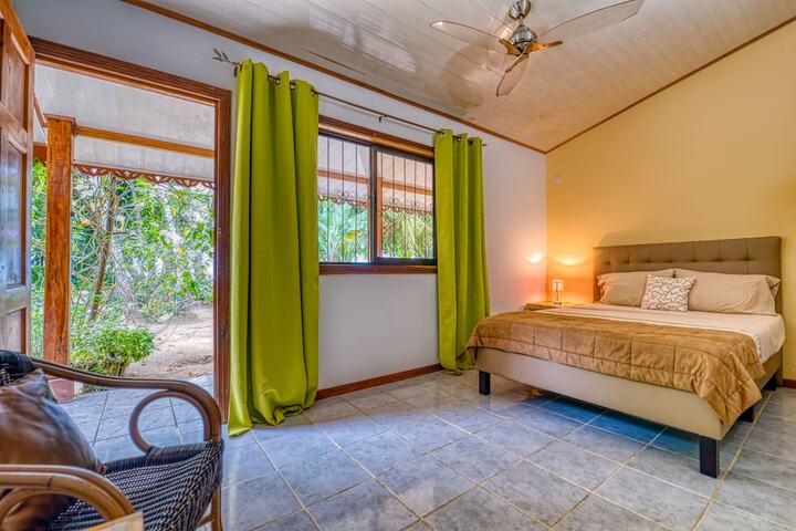 Room 4 of 42