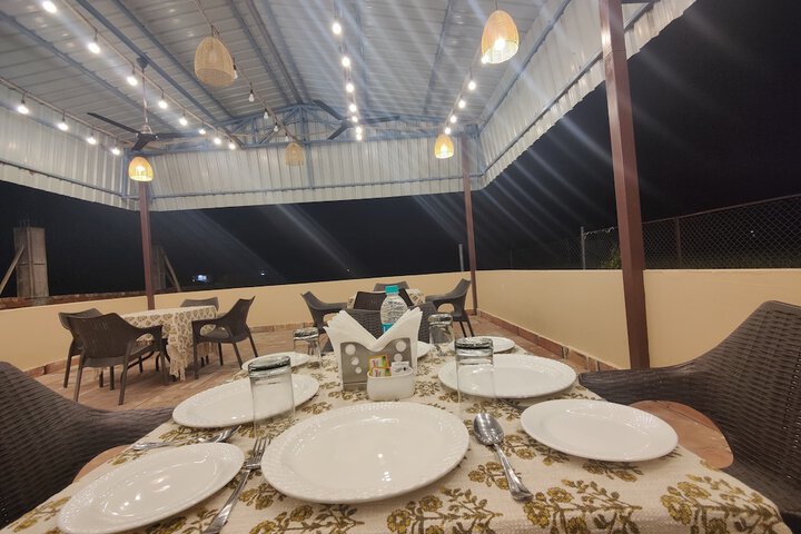 Dining 15 of 23
