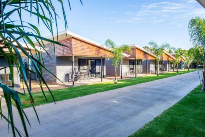 Exterior of Paringa Resort
