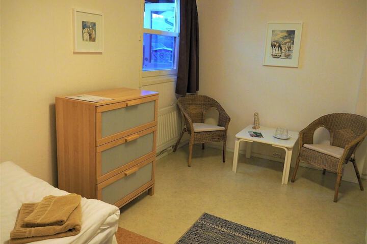 Room 16 of 62