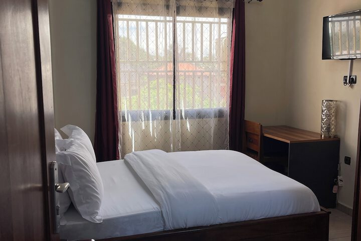 Room 52 of 124