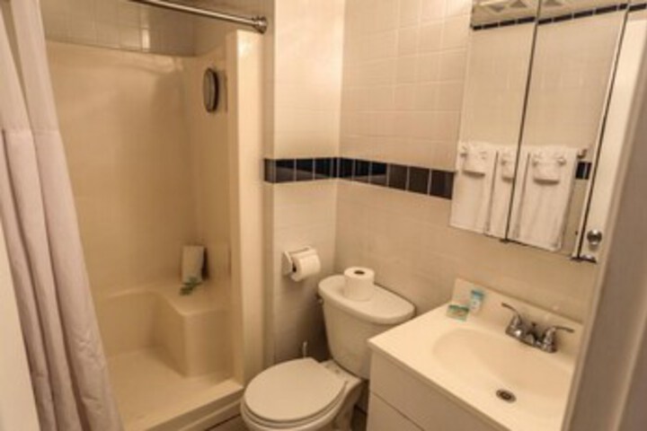 Room 8 of 45