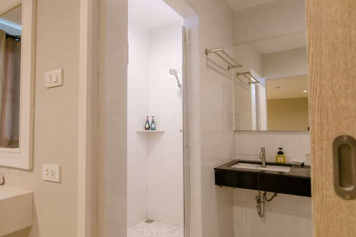 Room 113 of 174