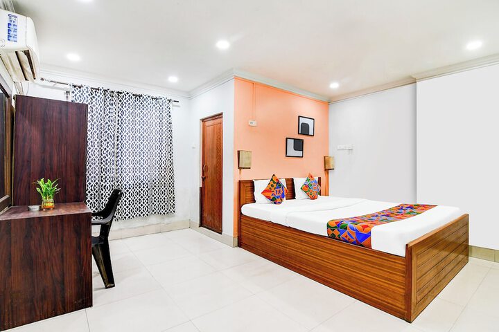 Room 16 of 26