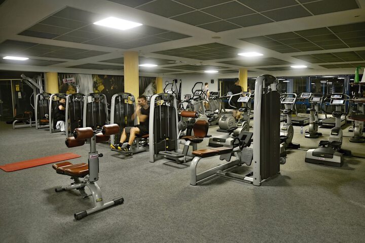 Health and Fitness 70 of 102
