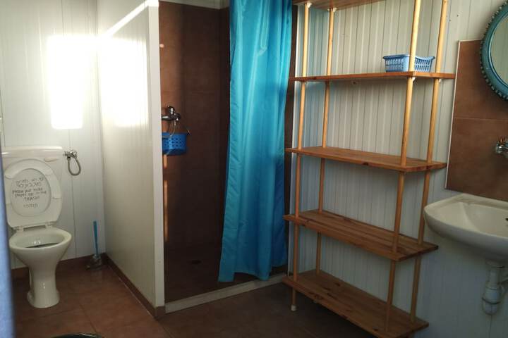 Room 18 of 46