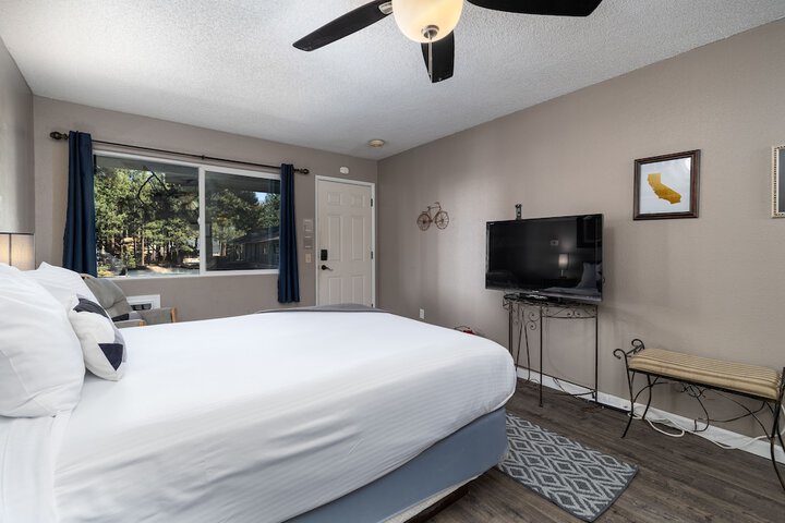 Room 13 of 68
