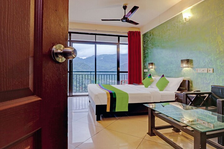 Room 21 of 36