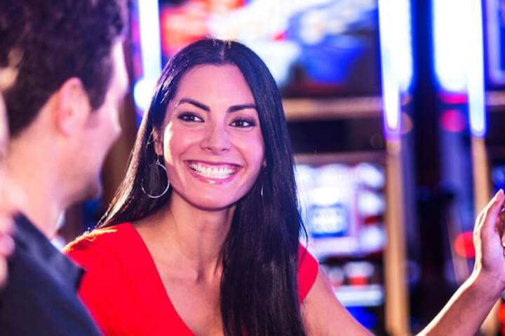 Entertainment 12 of 32