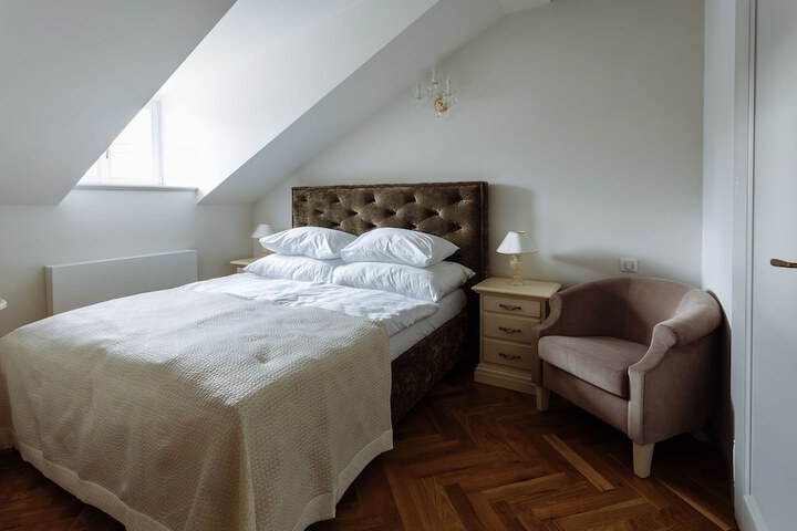 Room 18 of 70
