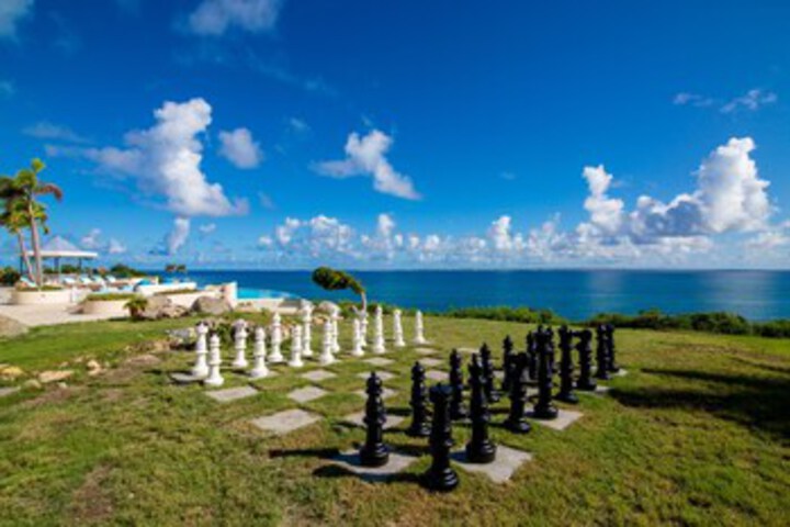 Hotel 43 of 118