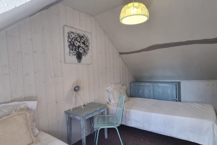 Room 9 of 70