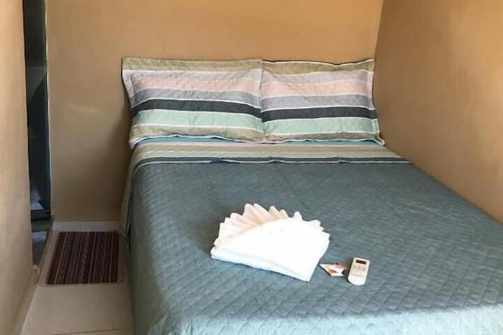 Room 9 of 48