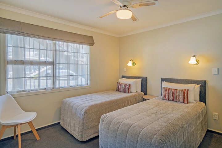 Room 13 of 119