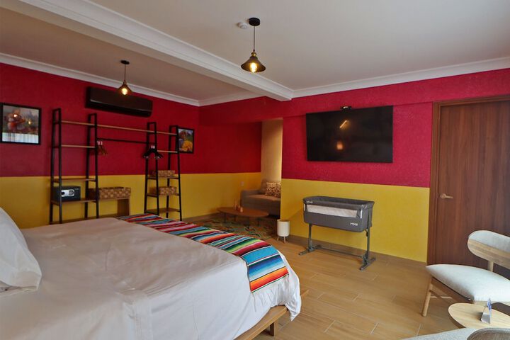 Room 23 of 50
