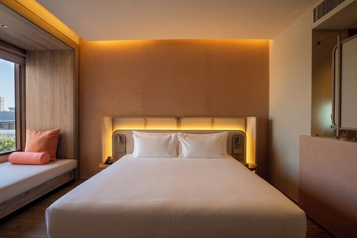 Room 25 of 88