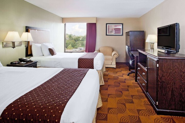 2 Double Beds (5 of 11)