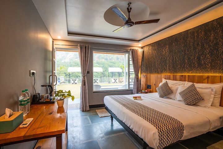 Room 3 of 35