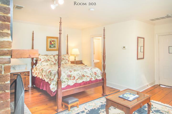 Room 30 of 170