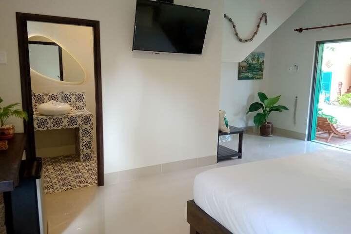Room 119 of 178