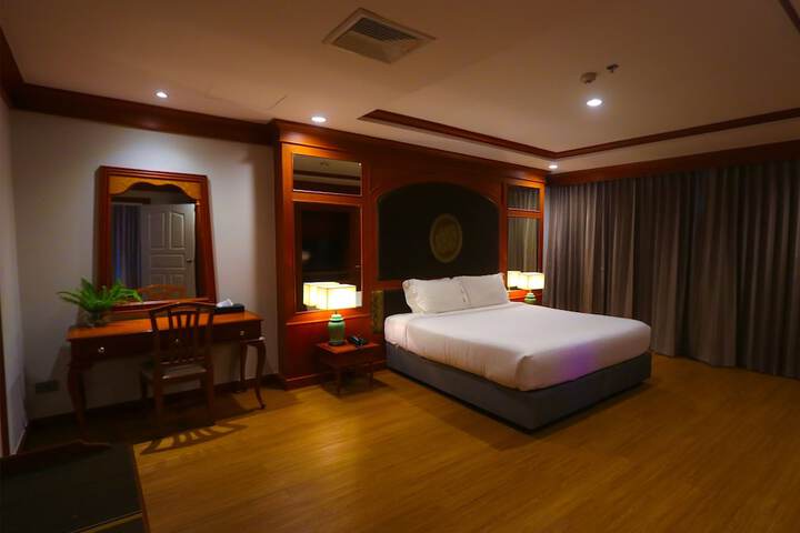 Room 9 of 91