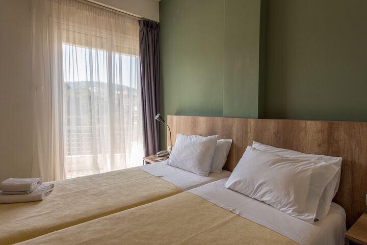 Room 14 of 70