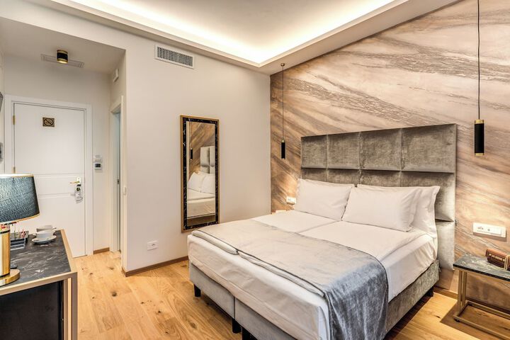Room 31 of 59