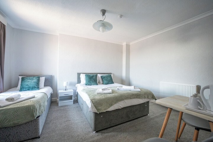 Room 12 of 31
