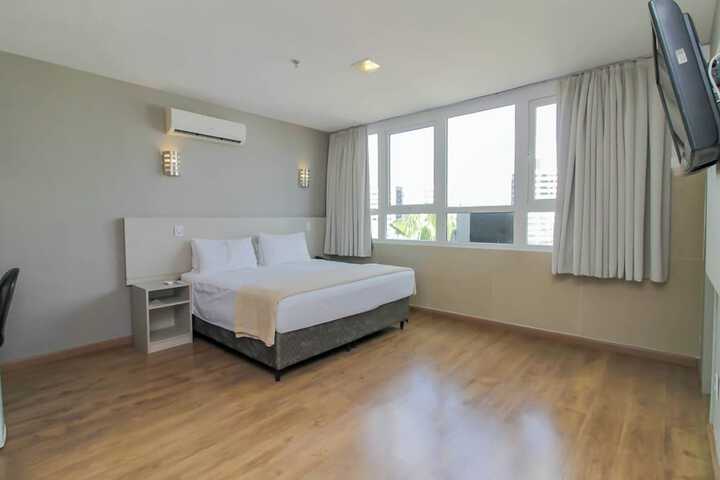 Room 14 of 118