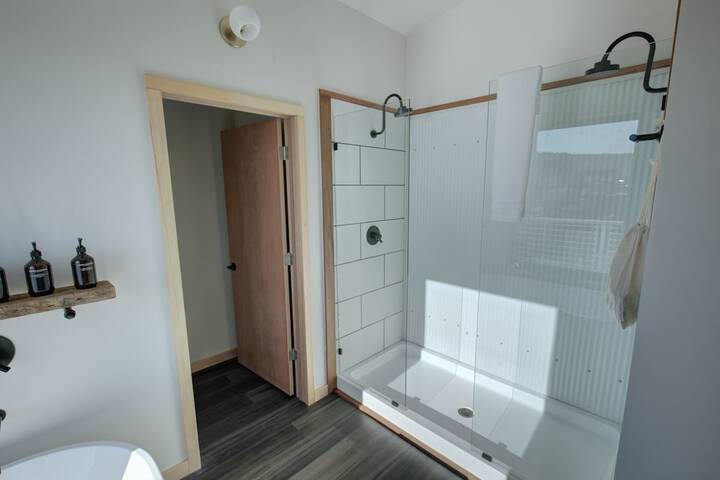 Room 112 of 159