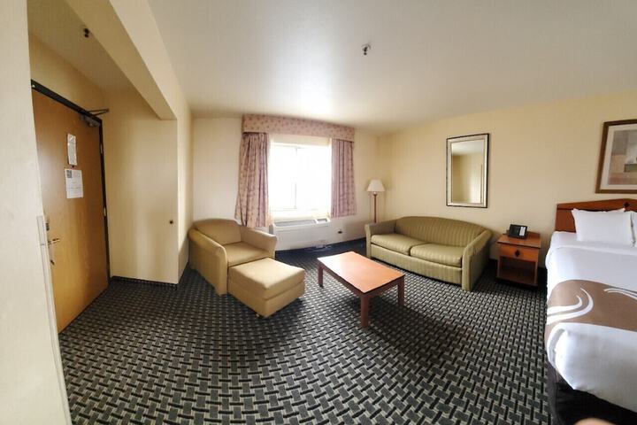 Room 29 of 47
