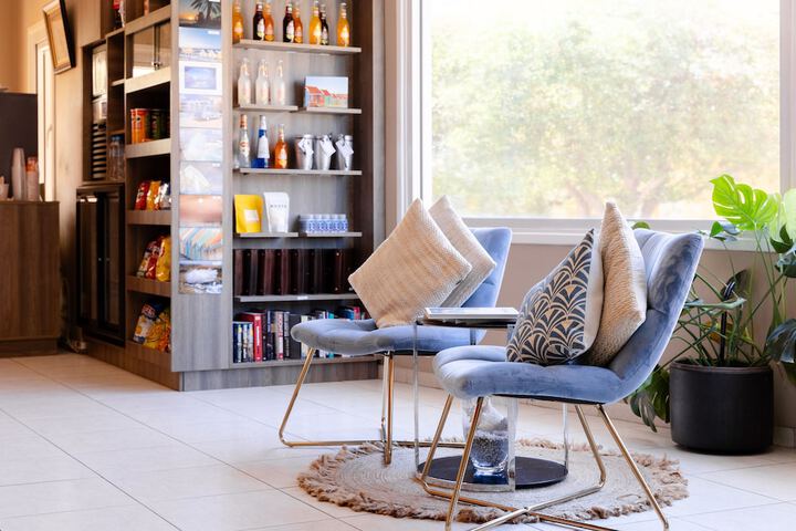 Guest Lobby