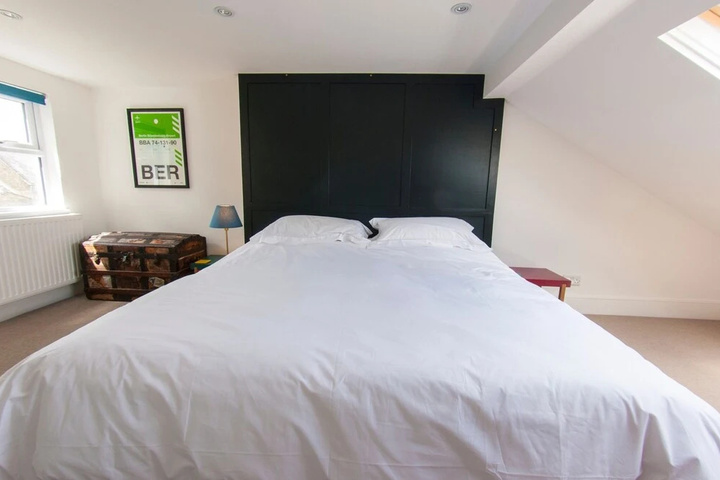Room 14 of 15