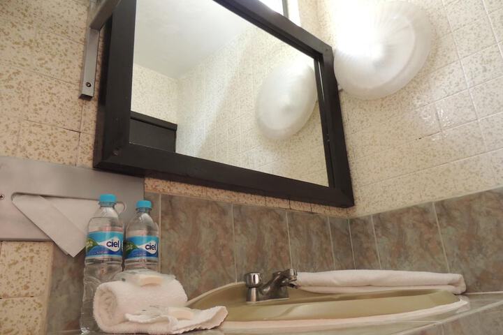 Room 15 of 20