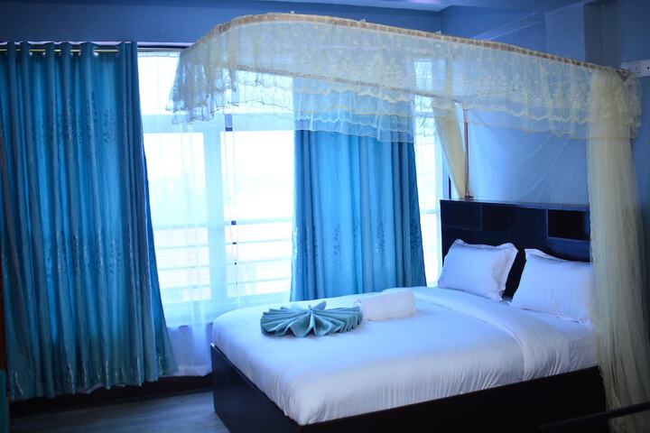 Room 2 of 15