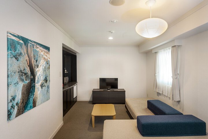 Room 5 of 31