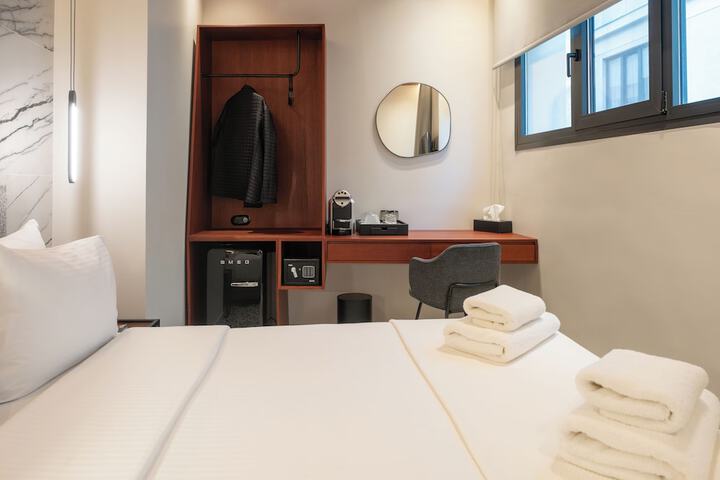 Room 70 of 125