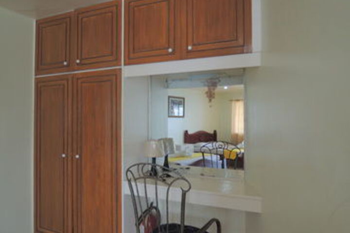 Room 18 of 36