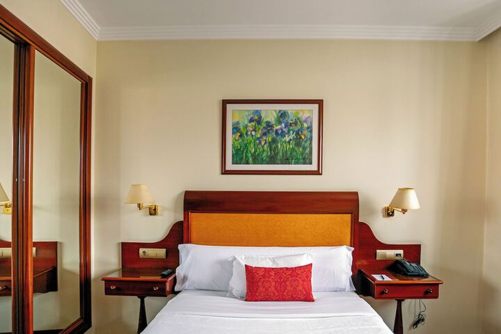 Room 22 of 58