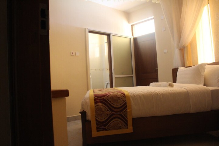 Room 4 of 26