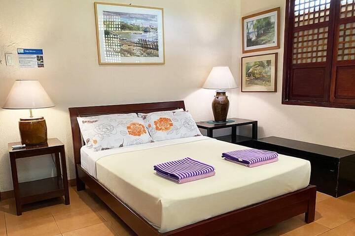 Room 9 of 92