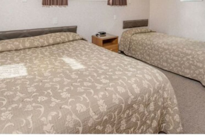 Room 11 of 35