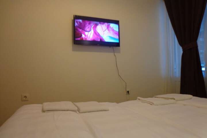 Room 15 of 35