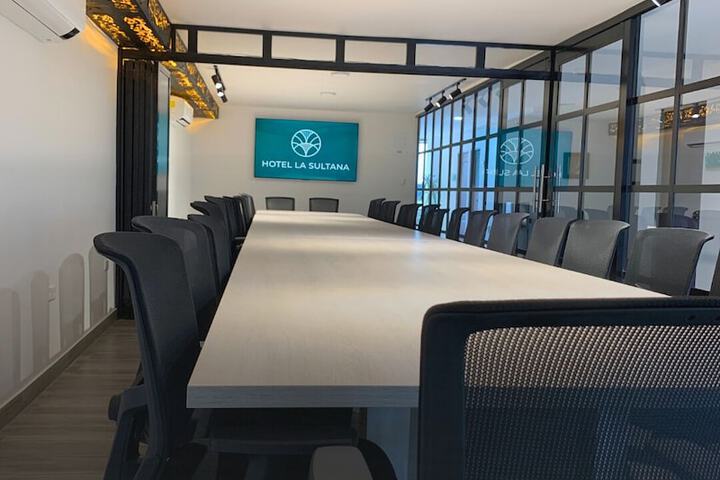 Meeting facility