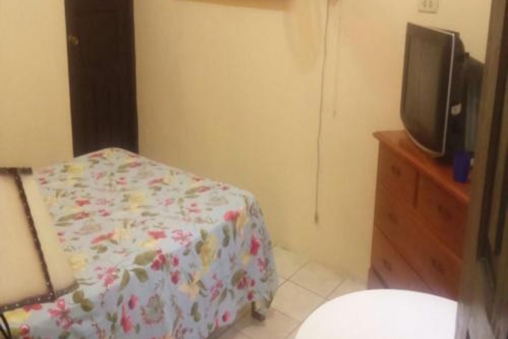 Room 2 of 9