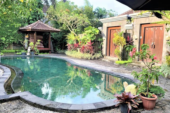 Pool 39 of 55