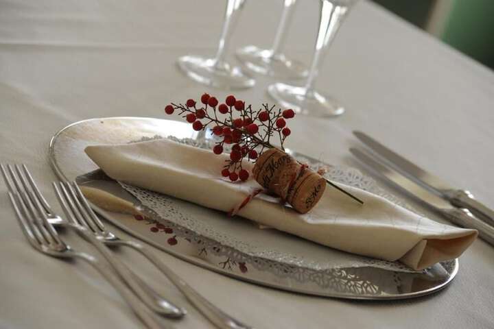 Dining 45 of 70