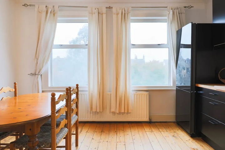Room 15 of 20