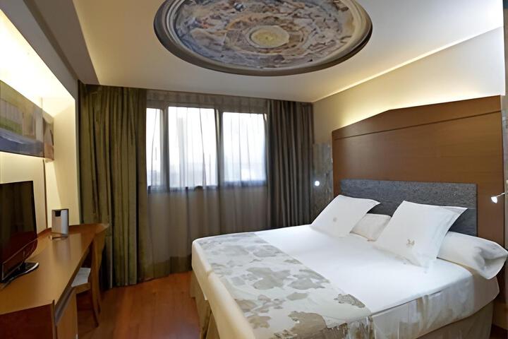 Room 21 of 81
