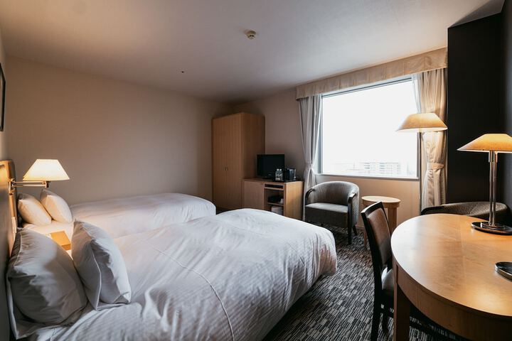 Room 3 of 30